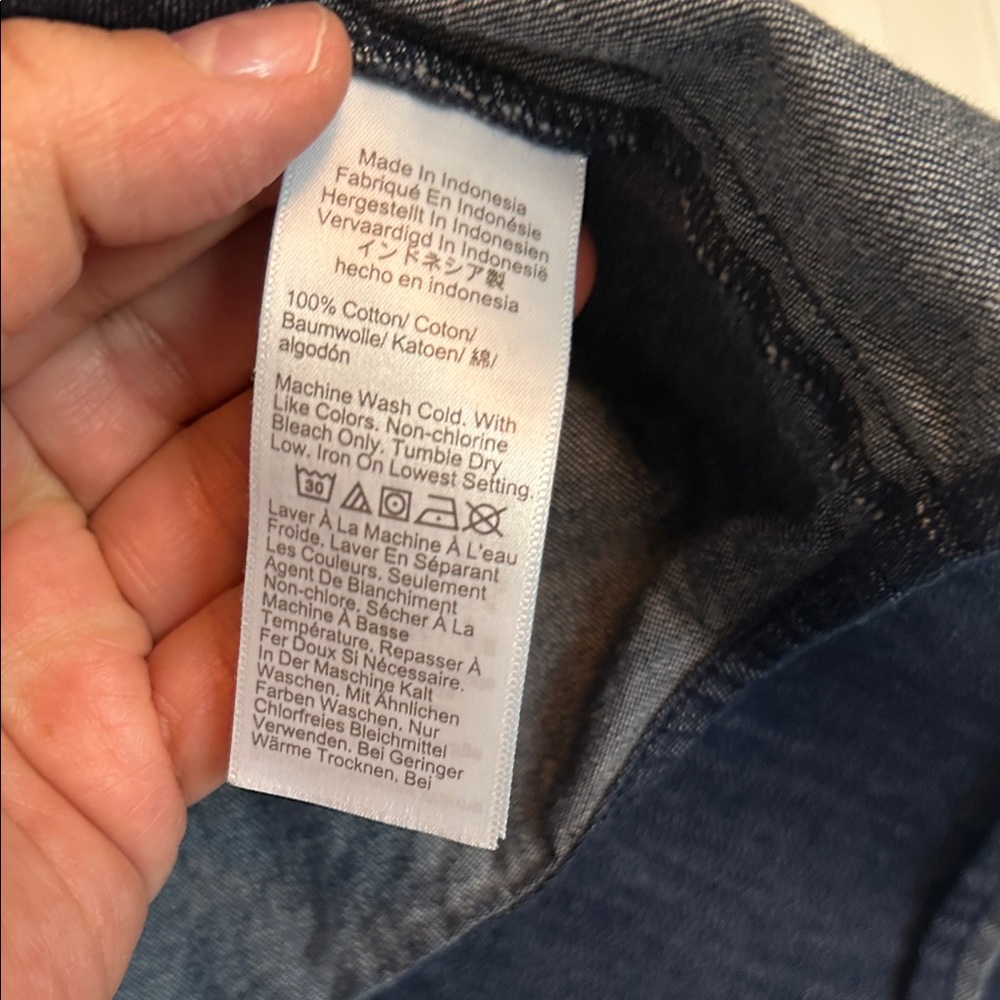 J. Crew Women’s Modern Chambray Button Up Shirt - Picture 4 of 4